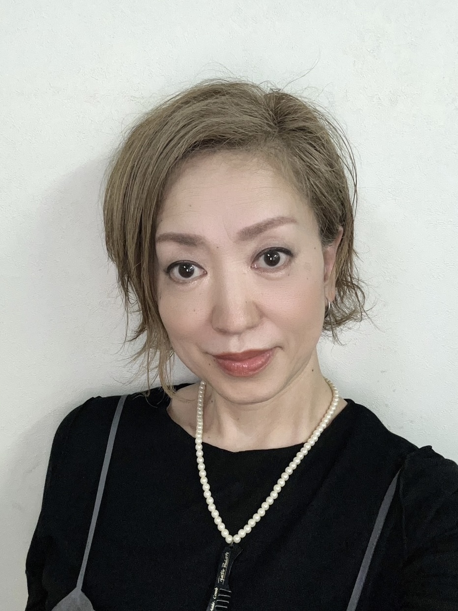 打越　祥子